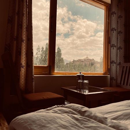 Zlatan Guest House 레 외부 사진